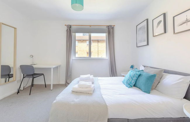 Lovely 4 Bed House w Garden, 1 Stop to Waterloo - Foto 7