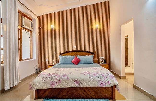 White House By The Ganges - Foto 11