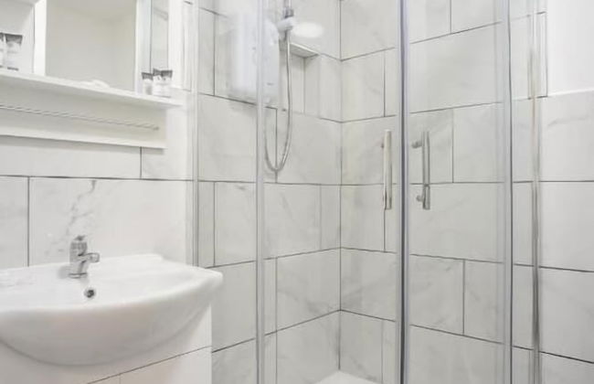 Saint Patrick's District Apartments - Photo 29