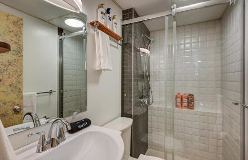 Steps to the Ellis River - Luxe, Hot Tub, Game Room - Foto 42