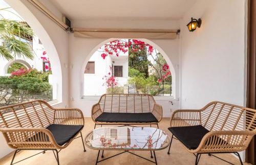 Faidon's Luxury House with jacuzzi by AegianKazarte - Foto 4