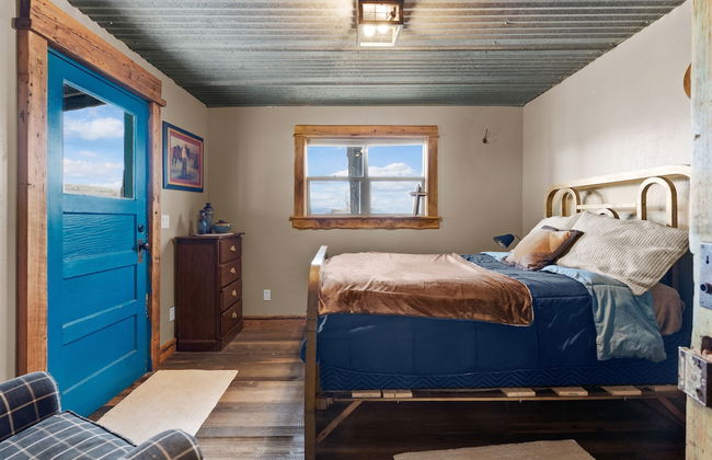 Costitch Lake Homestead Extraordinary Views! - Photo 5