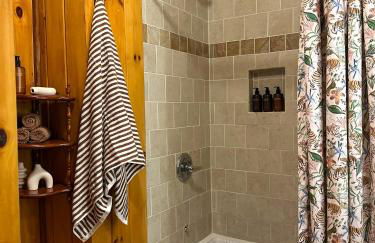 Lakefront Adirondack Cabin - Dock - Canoe - 10 min to Lake Placid - Photo 23