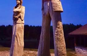 Dom nad stawem przy lesie - Foto 14