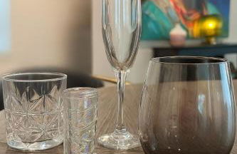 A Hoot's Nest-Lux Boutique Bungalow near Downtown! - Foto 15