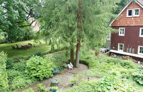 Liebevoll eingerichtetes Ferienhaus mit großem Garten - Foto 31