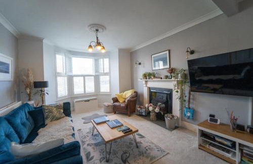 Palm Haven House - Luxury family-friendly Newquay surf house near Porth Beach perfect for walking, pets, exploring - Foto 11