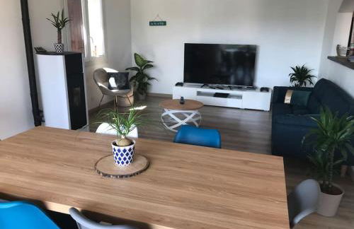 Villa Cléa, belle propriété provençale, jardin, piscine, au calme - Foto 8