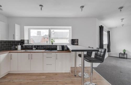 Large Central Apartment - free nearby parking - Foto 4