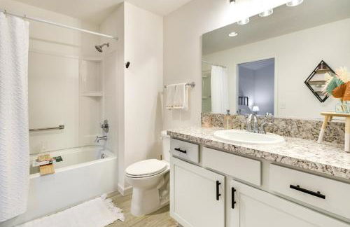 The Villages Home with Golf Cart and Community Pools! - Foto 15