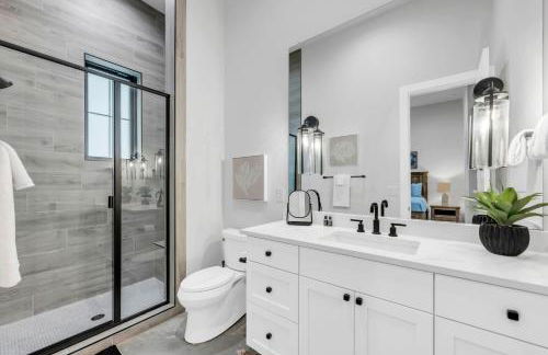 Palm Paradise on Lake LBJ with Concierge Services - Foto 33