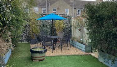 Beautiful 3 bedroom house close to Lowestofts south beach - Foto 4, Garden view