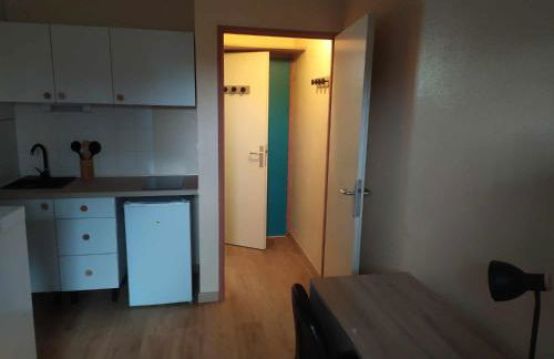 T1 cosy 2 personnes à Tours Sud - Photo 7