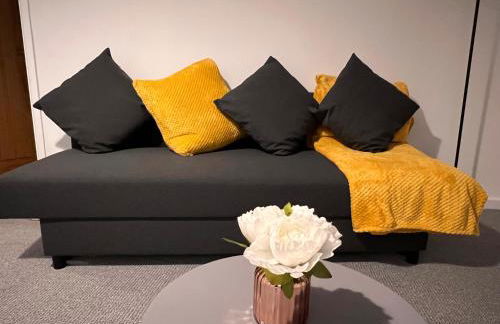 Superb modern flat in Northampton, parking &EV - Photo 18