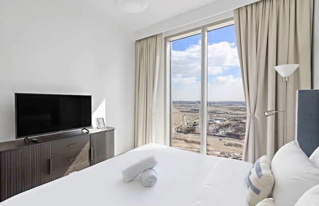 WelHome - Stylish Condo With Cityscape View in Creek Harbour - Photo 6