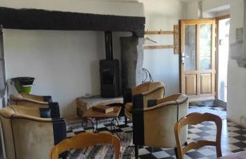 maison pierre et voûte au cœur du village - Photo 9