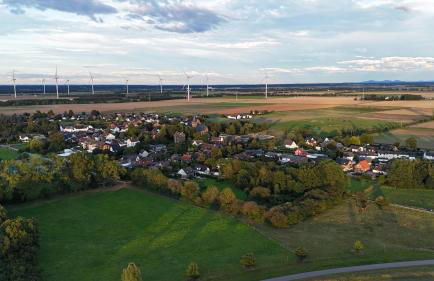 Klamar Ferienwohnung Monteur Wohnzimmer Esszimmer 1 Schlafzimmer Küche Diele Bad in Erftstadt Niederberg - Foto 14