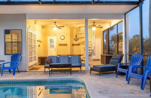 SAND CASTLE-Fun For Big Groups-Walk to Beach, Heated Pool, Lanai - Foto 7