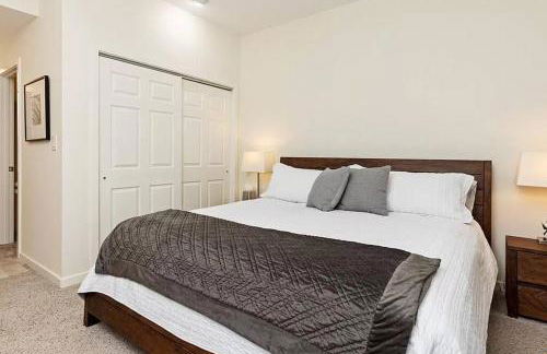 Diamond Adventure Slope Side with Foosball and Arcade at Wintergreen Resort - Foto 15