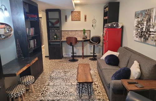 Hazel's Goose Creek Lodge - Private Riverfront! - Foto 41