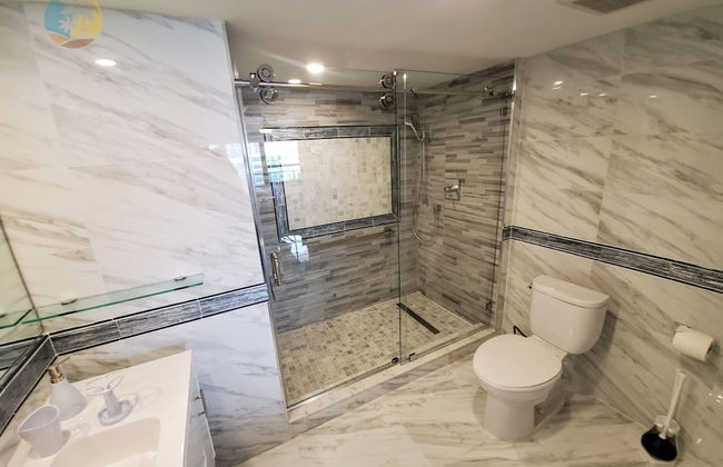 Alexander 1103 4 Bedroom Apts by RedAwning - Foto 23