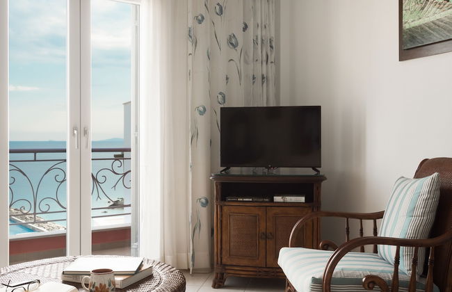 Tinos Resort Hotel - Photo 46