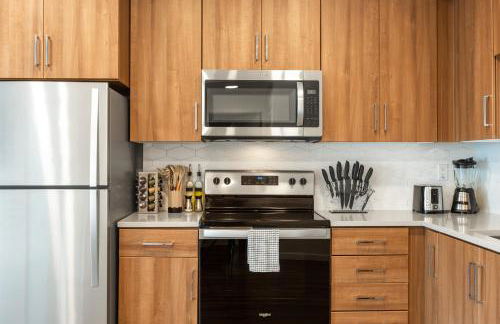 Beautiful 1BR Apt in Hollywood w Pool and Parking - Foto 11