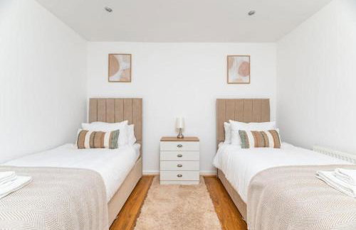 Leeds Beautiful Home - Parking - Yorksha Property - Foto 5