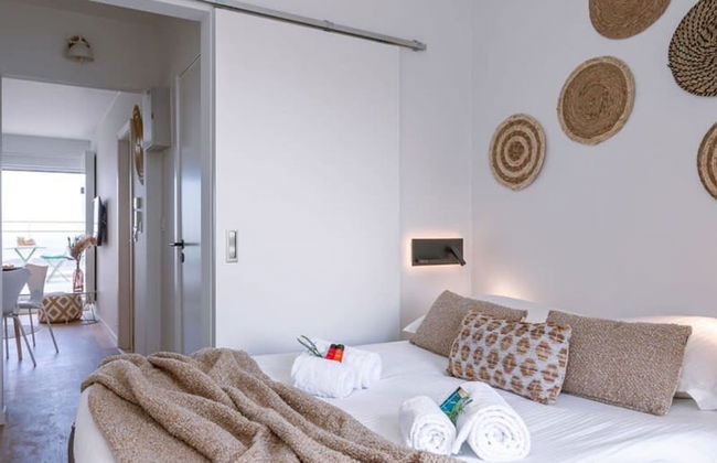 Stunning Studio With Sea-view on top Location - Foto 12