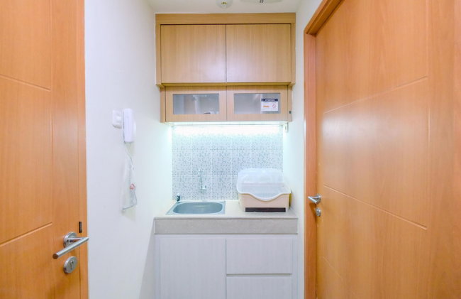 Good Choice And Strategic 2Br Without Living Room Evenciio Apartment - Foto 12