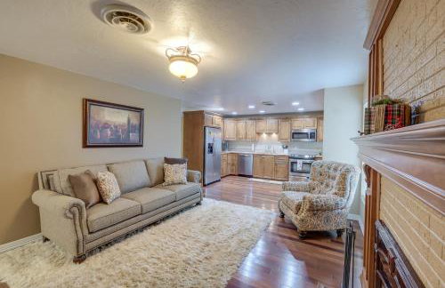 Peaceful Artesia Vacation Rental with Orchard Views! - Foto 10