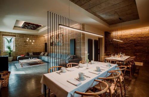 Boutique Palacio Condes de Cirac - Photo 63