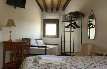 CASA RURAL PUERTO - casa completa con espacio exterior, wifi, estufa, barbacoa, piscina y zona de aparcamiento privada - IDEAL PARA DISFRUTAR EN FAMILIA O GRUPO DE AMIGOS - Foto 25