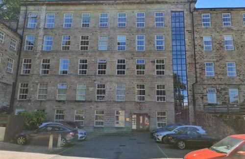 2 Bed Woodland Retreat - Garden & Free Parking - Photo 8