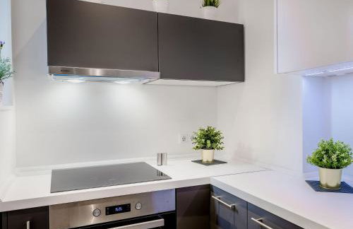 Superior Central Stay - Photo 48