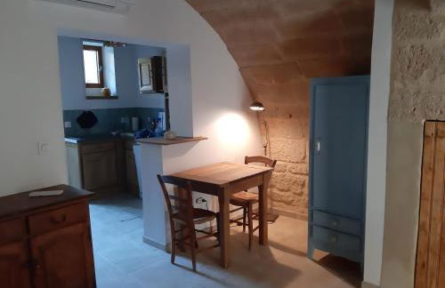 A fleur de rue appartement climatisé Uzès centre - Foto 11