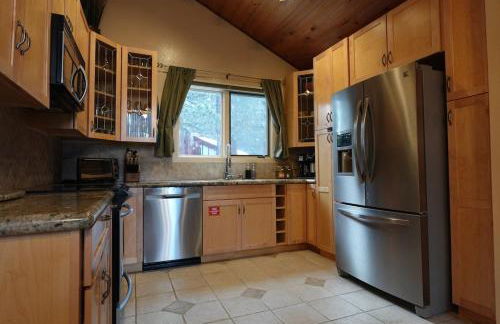 2BR 2BA Spacious Townhome Sleeps 6 with Spa Sauna - Foto 4