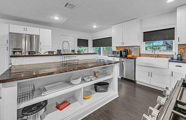 The Mod Poppy Large Home 10 Minutes From it all - Foto 40