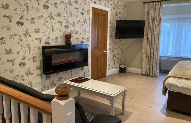 Pinewood Cottage Deluxe Self Catering Apartments - Foto 33