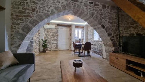 MENELAUS Stone House - Foto 2