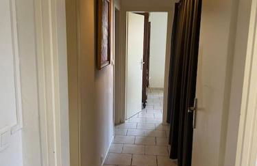 Joli T3 à 5 mins à pied plage et port avec parking - Foto 14