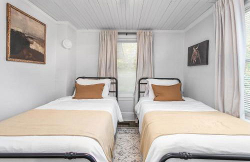 Cozy 3BD with Air Hockey, BBQ - Near Duke University - Foto 22