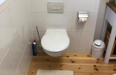 Ferienhaus Reetdach 1300qm Privatgrundstück Bootssteg Sauna Templin Lübbesee Uckermark Erholung pur Seenplatte - Photo 15