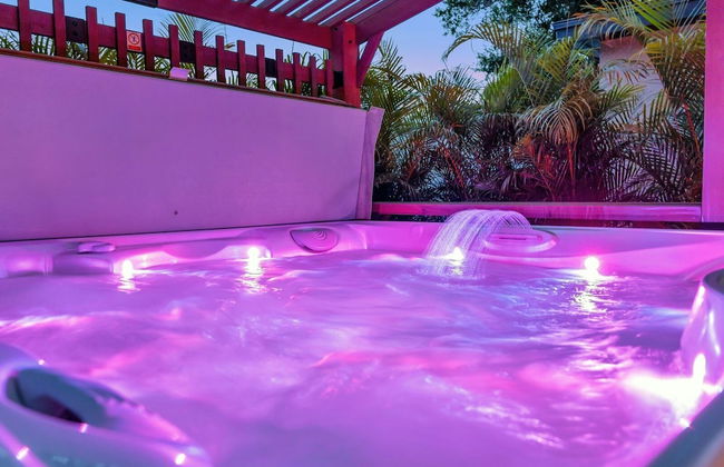 The Family Escape Hot Tub & BBQ near IRB - Foto 30