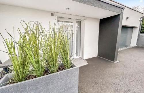 Studio moderne, cosy, parking, parfait en duo - Photo 29