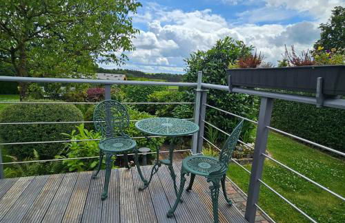 Wohlfühloase in der Eifel mit Weitblick in die Natur, Seenähe, Poolnutzung, Minigolf, Tennis und vieles mehr - Photo 21