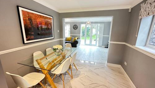 Modern 3 bed House with two bathrooms! Free parking! - Foto 5