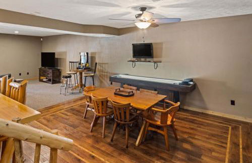 Weatherwood - Gorgeous Luxury Cabin with Spa! - Foto 34