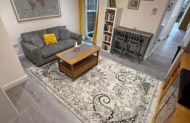 Ground Floor Apartment with Private Garden - Near Victoria Park - Foto 5