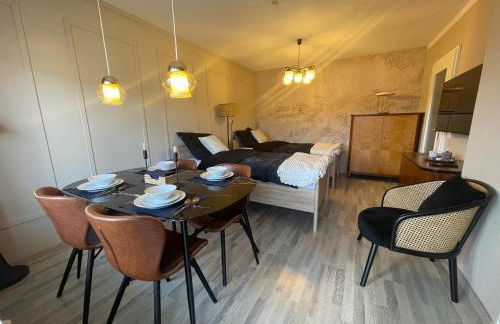 Stylisches City Apartment mit Balkon und Garage - Foto 9